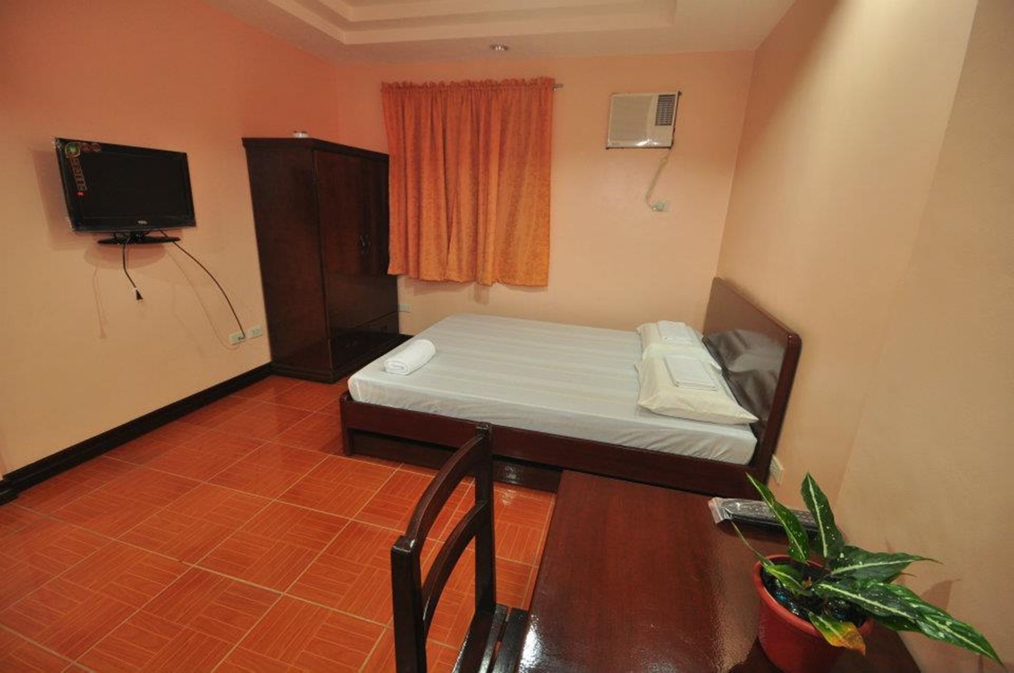 Rooms R Us - Voyagers Palace Puerto Princesa Eksteriør billede